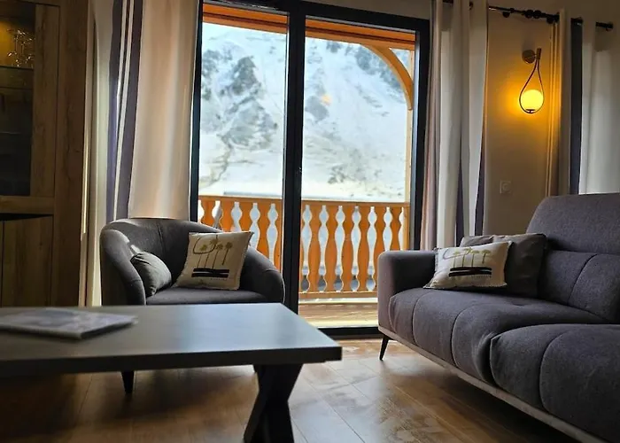 L'izar - Des Etoiles - La Mongie アパート